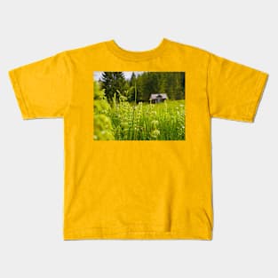 live in the forest Kids T-Shirt